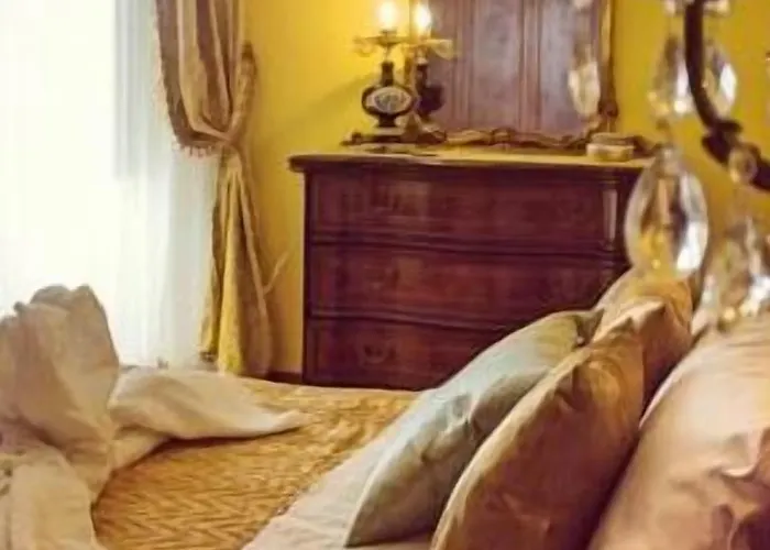 Bed and Breakfast Retro Νάπολη