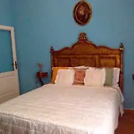 Retro Bed & Breakfast *