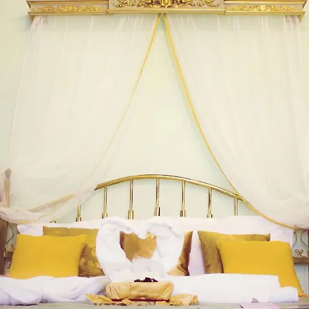 Bed & Breakfast Retro *