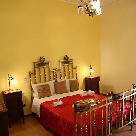 Retro Bed and Breakfast *