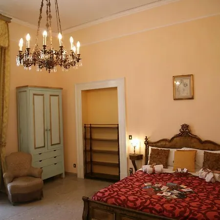 Bed and Breakfast Retro